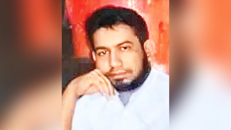 ভুলে ডাকাতের বাসে চড়ে প্রাণটাই দিলেন রবিউল